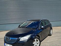 Svart Begagnad 2010 Opel Insignia Edition Kombi | 45 000 kr (Bra pris)