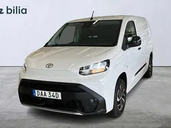 Vit Ny 2025 Toyota Proace City Van | 369 900 kr (Marknadspris)