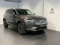 Grå Begagnad 2023 Volvo XC90 SUV | 579 900 kr (Bra pris)