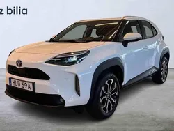Vit Begagnad 2022 Toyota Yaris Cross SUV | 269 900 kr
