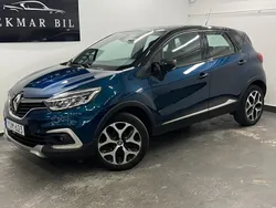 Mörkblå Begagnad 2017 Renault Captur SUV | 109 900 kr (Marknadspris)