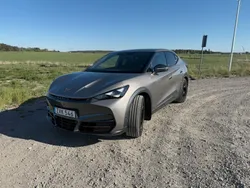 Ljusbrun (brun) Ny 2024 Cupra Tavascan VZ3 SUV | 624 900 kr (Superpris)