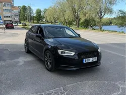 Svart Begagnad 2014 Audi A3 Sportback Attraction Halvkombi | 104 900 kr (Marknadspris)