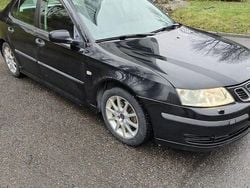 Svart Begagnad 2005 Saab 9-3 Sedan | 18 500 kr (Superpris)