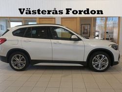 Vit Begagnad 2020 BMW X1 Sport Line SUV | 325 900 kr (Marknadspris)