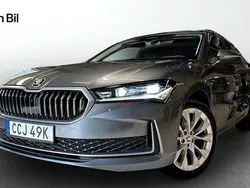 Svart Ny 2024 Skoda Superb Selection Kombi | 399 000 kr (Marknadspris)