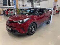 Röd Begagnad 2018 Toyota C-HR Edition SUV | 229 000 kr (Bra pris)
