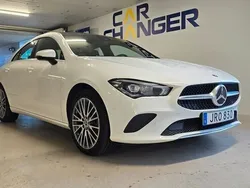 Vit Begagnad 2022 Mercedes CLA250e Sedan | 319 900 kr (Marknadspris)