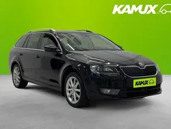 Svart Begagnad 2016 Skoda Octavia Style Kombi | 129 800 kr (Marknadspris)