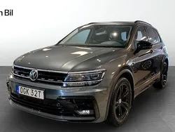 Grå Begagnad 2019 VW Tiguan R-line SUV | 290 000 kr (Marknadspris)
