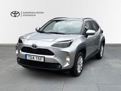 Silver Begagnad 2024 Toyota Yaris Hybrid Active SUV | 284 900 kr (Dyr)