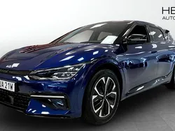 Blå (blue) Begagnad 2023 Kia EV6 GT-Line SUV | 489 900 kr (Marknadspris)