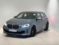 Mörkgrå Begagnad 2019 BMW M135 M Sport Halvkombi | 279 000 kr (Superpris)