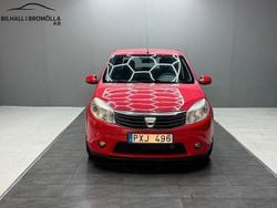 Röd Begagnad 2009 Dacia Sandero Halvkombi | 24 900 kr (Dyr)
