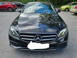 Svart Begagnad 2020 Mercedes E220 Sedan | 199 000 kr (Dyr)