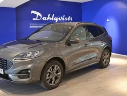 Grå Begagnad 2022 Ford Kuga ST-Line SUV | 279 000 kr (Marknadspris)
