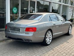 Grå Begagnad 2015 Bentley Flying Spur Mulliner Sedan | 899 000 kr
