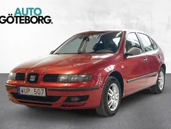 Mörkröd Begagnad 2005 Seat Leon Halvkombi | 19 900 kr (Marknadspris)