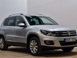 Grå Begagnad 2011 VW Tiguan SUV | 99 700 kr (Marknadspris)