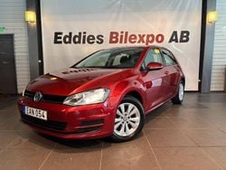 Röd Begagnad 2014 VW Golf VII Halvkombi | 119 900 kr (Marknadspris)