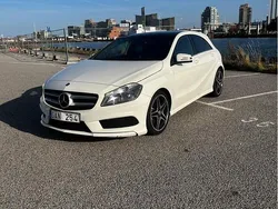 Vit Begagnad 2013 Mercedes A180 AMG line Halvkombi | 94 900 kr (Marknadspris)