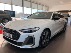 Vit Ny 2025 Audi A5 S-Line Sportkupé | 743 600 kr (Dyr)