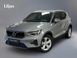 Grå Begagnad 2024 Volvo XC40 Core SUV | 349 000 kr (Marknadspris)