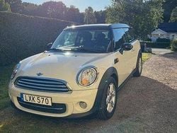 Vit Begagnad 2012 Mini Cooper D Clubman Kombi | 68 000 kr (Marknadspris)