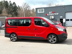 Röd Begagnad 2016 Renault Trafic Van | 149 900 kr (Dyr)