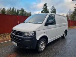 Vit Begagnad 2014 VW T5 Van | 99 500 kr (Marknadspris)
