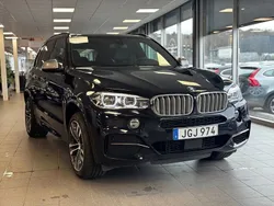Svart Begagnad 2017 BMW X5 M Sport SUV | 549 900 kr