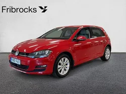 Röd Begagnad 2014 VW Golf VII Halvkombi | 109 800 kr (Marknadspris)