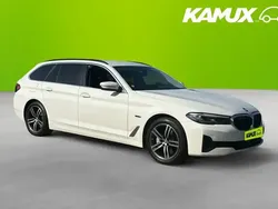 Vit Begagnad 2022 BMW 530e Kombi | 314 300 kr (Superpris)
