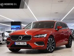 Röd Begagnad 2022 Volvo V60 Plus Kombi | 379 900 kr (Marknadspris)