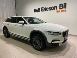 Vit Begagnad 2018 Volvo V90 CC Plus Kombi | 259 500 kr (Bra pris)