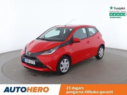 Röd Begagnad 2017 Toyota Aygo X-play Halvkombi | 125 000 kr (Marknadspris)