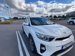 Vit Begagnad 2018 Kia Stonic Advance SUV | 145 000 kr (Marknadspris)