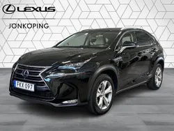 Svart Begagnad 2014 Lexus NX300h Executive Line SUV | 229 900 kr (Marknadspris)