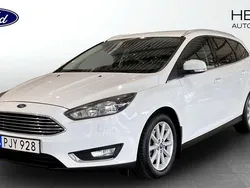 Vit (white) Begagnad 2017 Ford Focus Titanium Kombi | 129 900 kr (Marknadspris)