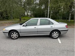 Grå Begagnad 2002 Peugeot 406 Sedan | 24 000 kr