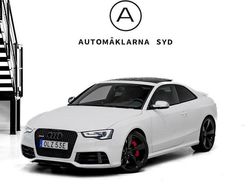 Vit Begagnad 2015 Audi RS5 Comfort Sportkupé | 274 900 kr