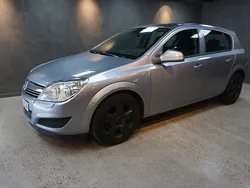 Grå Begagnad 2009 Opel Astra Halvkombi | 34 900 kr (Bra pris)
