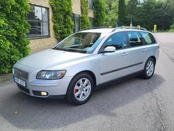Grå Begagnad 2006 Volvo V50 Kombi | 34 000 kr (Dyr)