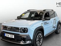 Blå (blue) Ny 2025 Renault 4 E-Tech Iconic SUV | 414 900 kr