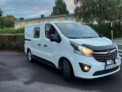 Vit Begagnad 2017 Opel Vivaro Van | 170 000 kr