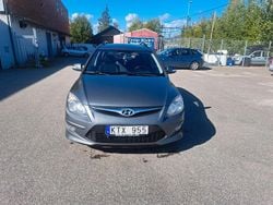 Grå Begagnad 2010 Hyundai i30 Kombi | 42 900 kr (Lite dyr)