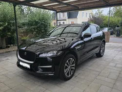 Svart Begagnad 2018 Jaguar F-Pace R-Sport SUV | 230 000 kr (Marknadspris)