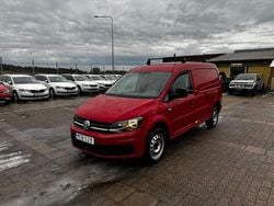 Röd Begagnad 2017 VW Caddy Maxi Minibuss | 159 875 kr (Marknadspris)