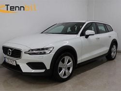 Vit Begagnad 2022 Volvo V60 CC Kombi | 359 900 kr (Bra pris)