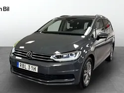 Mörkgrå Ny 2024 VW Touran Life Minibuss | 379 000 kr